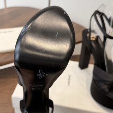 Saint Laurent 圣罗兰 2026春夏新款防水台恨太高交叉带气场高跟女鞋 YSL字母logo五金扣粗跟圆头露趾 Saint Laurent 圣罗兰 2026春夏新款防水台恨太高交叉带气场高跟女鞋 YSL字母logo五金扣粗跟圆头露趾