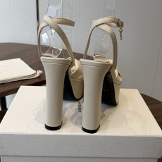 Saint Laurent 圣罗兰 2026春夏新款防水台恨太高交叉带气场高跟女鞋 YSL字母logo五金扣粗跟圆头露趾 Saint Laurent 圣罗兰 2026春夏新款防水台恨太高交叉带气场高跟女鞋 YSL字母logo五金扣粗跟圆头露趾