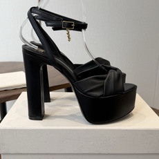 Saint Laurent 圣罗兰 2026春夏新款防水台恨太高交叉带气场高跟女鞋 YSL字母logo五金扣粗跟圆头露趾 Saint Laurent 圣罗兰 2026春夏新款防水台恨太高交叉带气场高跟女鞋 YSL字母logo五金扣粗跟圆头露趾
