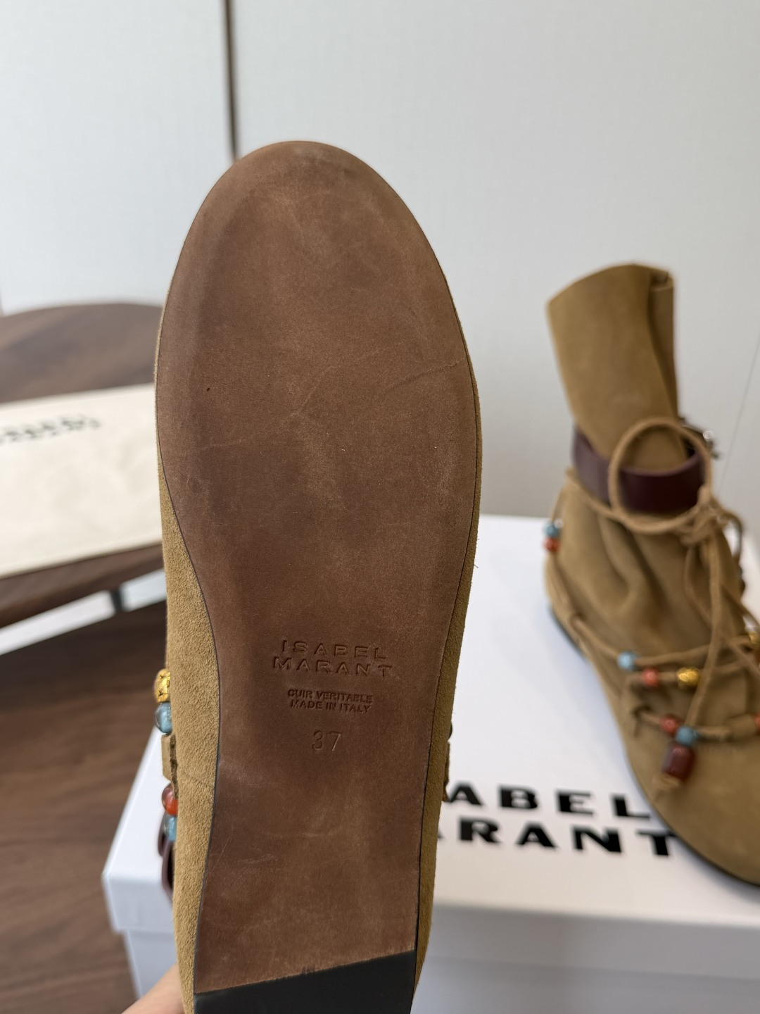 Isabel Marant 伊莎贝尔 26ss 少女感 一眼就心动 一脚蹬平底短靴 isabel marant Isabel Marant 伊莎贝尔 26ss 少女感 一眼就心动 一脚蹬平底短靴 isabel marant