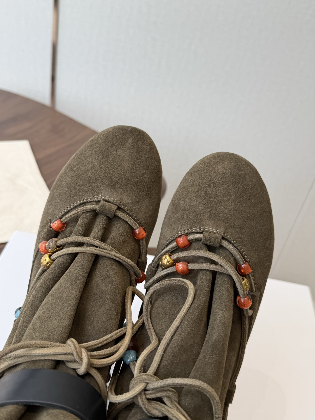 Isabel Marant 伊莎贝尔 26ss 少女感 一眼就心动 一脚蹬平底短靴 isabel marant Isabel Marant 伊莎贝尔 26ss 少女感 一眼就心动 一脚蹬平底短靴 isabel marant