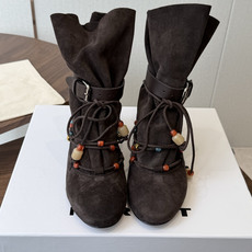 Isabel Marant 伊莎贝尔 26ss 少女感 一眼就心动 一脚蹬平底短靴 isabel marant Isabel Marant 伊莎贝尔 26ss 少女感 一眼就心动 一脚蹬平底短靴 isabel marant
