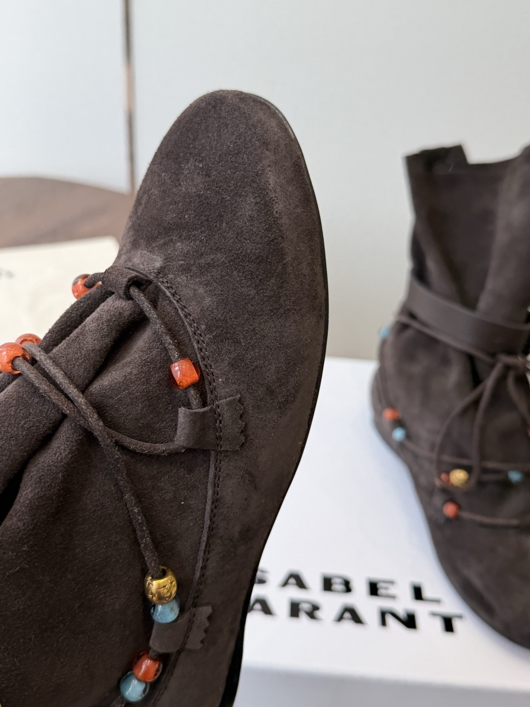 Isabel Marant 伊莎贝尔 26ss 少女感 一眼就心动 一脚蹬平底短靴 isabel marant Isabel Marant 伊莎贝尔 26ss 少女感 一眼就心动 一脚蹬平底短靴 isabel marant