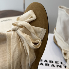 Isabel Marant 伊莎贝尔 26ss 少女感 一眼就心动 一脚蹬平底短靴 isabel marant Isabel Marant 伊莎贝尔 26ss 少女感 一眼就心动 一脚蹬平底短靴 isabel marant