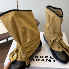 Isabel Marant 伊莎贝尔 26ss 少女感 一眼就心动 一脚蹬平底短靴 isabel marant Isabel Marant 伊莎贝尔 26ss 少女感 一眼就心动 一脚蹬平底短靴 isabel marant