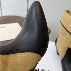 Isabel Marant 伊莎贝尔 26ss 少女感 一眼就心动 一脚蹬平底短靴 isabel marant Isabel Marant 伊莎贝尔 26ss 少女感 一眼就心动 一脚蹬平底短靴 isabel marant