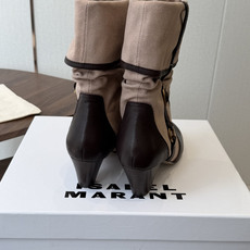 Isabel Marant 伊莎贝尔 26ss 少女感 一眼就心动 一脚蹬平底短靴 isabel marant Isabel Marant 伊莎贝尔 26ss 少女感 一眼就心动 一脚蹬平底短靴 isabel marant