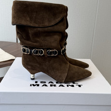 Isabel Marant 伊莎贝尔 26ss 少女感 一眼就心动 一脚蹬平底短靴 isabel marant Isabel Marant 伊莎贝尔 26ss 少女感 一眼就心动 一脚蹬平底短靴 isabel marant