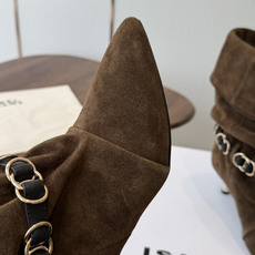 Isabel Marant 伊莎贝尔 26ss 少女感 一眼就心动 一脚蹬平底短靴 isabel marant Isabel Marant 伊莎贝尔 26ss 少女感 一眼就心动 一脚蹬平底短靴 isabel marant