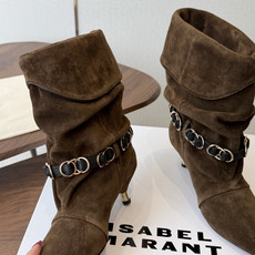Isabel Marant 伊莎贝尔 26ss 少女感 一眼就心动 一脚蹬平底短靴 isabel marant Isabel Marant 伊莎贝尔 26ss 少女感 一眼就心动 一脚蹬平底短靴 isabel marant
