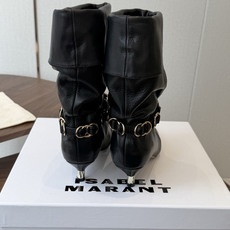 Isabel Marant 伊莎贝尔 26ss 少女感 一眼就心动 一脚蹬平底短靴 isabel marant Isabel Marant 伊莎贝尔 26ss 少女感 一眼就心动 一脚蹬平底短靴 isabel marant
