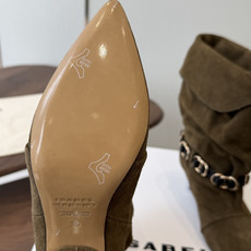 Isabel Marant 伊莎贝尔 26ss 少女感 一眼就心动 一脚蹬平底短靴 isabel marant Isabel Marant 伊莎贝尔 26ss 少女感 一眼就心动 一脚蹬平底短靴 isabel marant