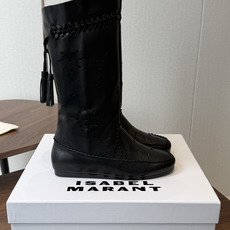 Isabel Marant 伊莎贝尔 26ss 少女感 一眼就心动 一脚蹬平底短靴 isabel marant Isabel Marant 伊莎贝尔 26ss 少女感 一眼就心动 一脚蹬平底短靴 isabel marant