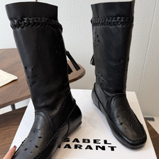 Isabel Marant 伊莎贝尔 26ss 少女感 一眼就心动 一脚蹬平底短靴 isabel marant Isabel Marant 伊莎贝尔 26ss 少女感 一眼就心动 一脚蹬平底短靴 isabel marant