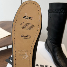 Isabel Marant 伊莎贝尔 26ss 少女感 一眼就心动 一脚蹬平底短靴 isabel marant Isabel Marant 伊莎贝尔 26ss 少女感 一眼就心动 一脚蹬平底短靴 isabel marant
