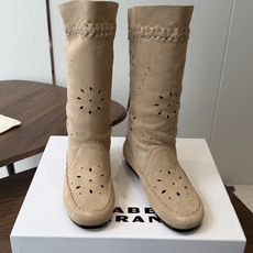 Isabel Marant 伊莎贝尔 26ss 少女感 一眼就心动 一脚蹬平底短靴 isabel marant Isabel Marant 伊莎贝尔 26ss 少女感 一眼就心动 一脚蹬平底短靴 isabel marant