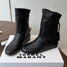Isabel Marant 伊莎贝尔 26ss 少女感 一眼就心动 一脚蹬平底短靴 isabel marant Isabel Marant 伊莎贝尔 26ss 少女感 一眼就心动 一脚蹬平底短靴 isabel marant