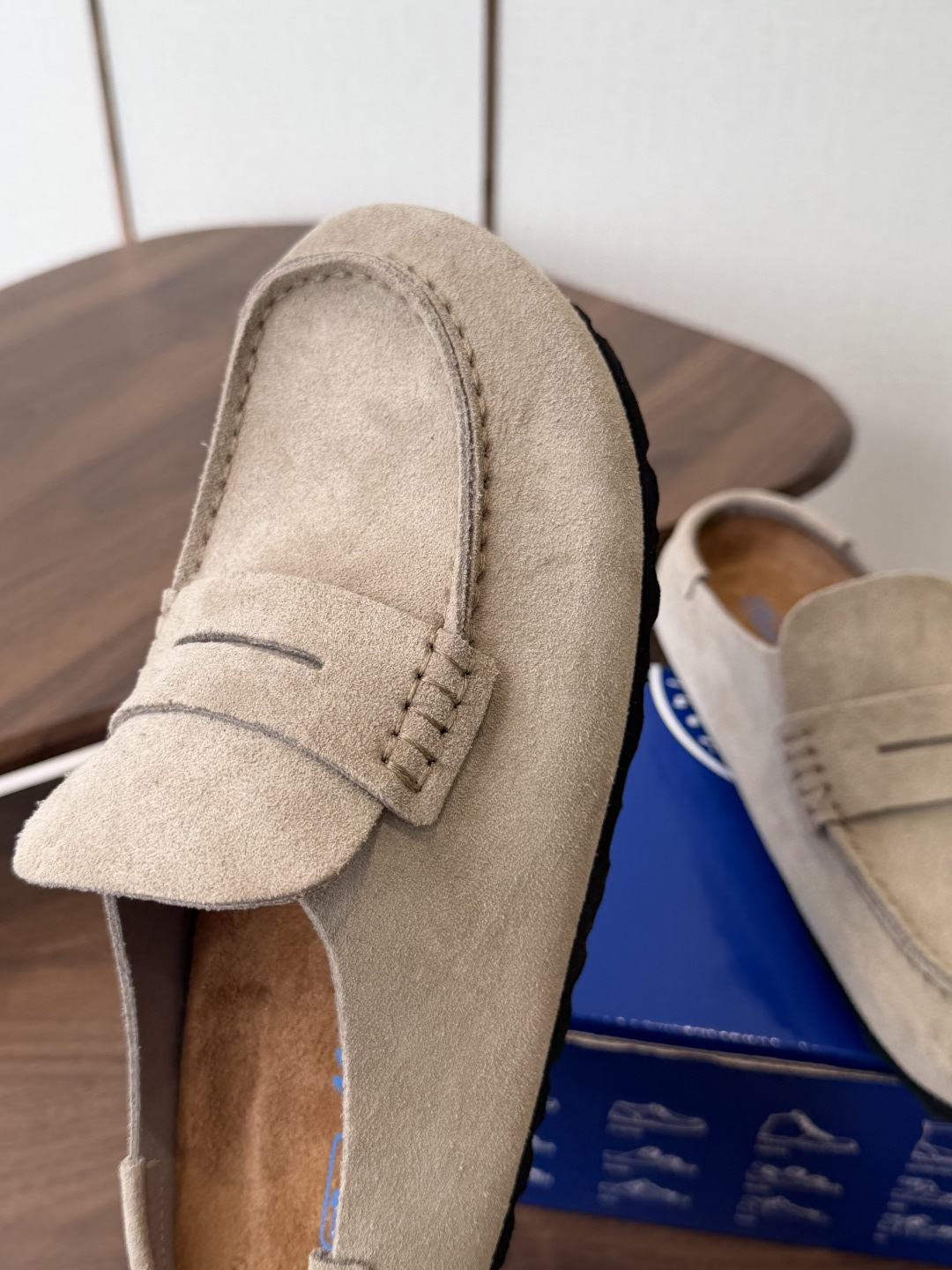 Birkenstock 26ss 新款 勃肯 情侣款 包头拖 这个品牌刚出我就心动了 代购找很久才买到货，真的一鞋难求，