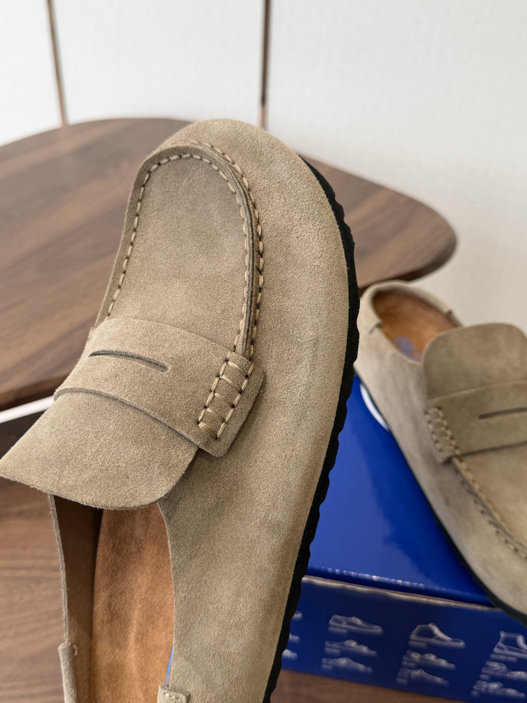 Birkenstock 26ss 新款 勃肯 情侣款 包头拖 这个品牌刚出我就心动了 代购找很久才买到货,真的一鞋难求, Birkenstock 26ss 新款 勃肯 情侣款 包头拖 这个品牌刚出我就心动了 代购找很久才买到货,真的一鞋难求,