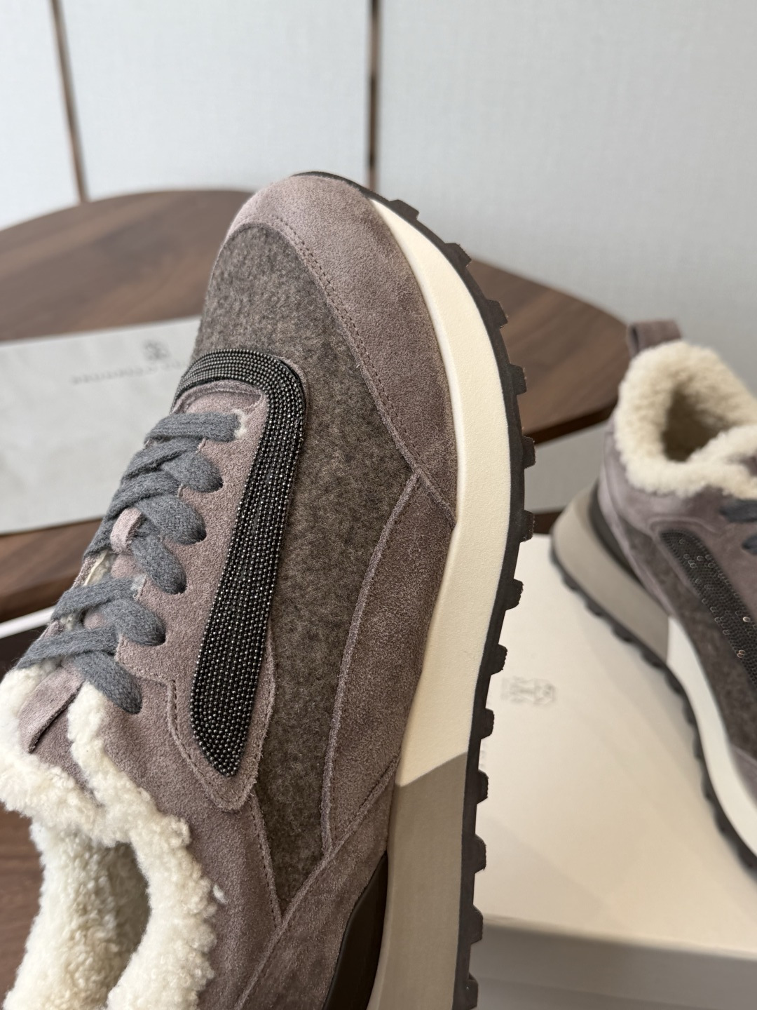 Brunello Cucinelli 26ss最新 Bc 系带 羊毛休闲鞋 鞋面进口麂皮/进口牛皮 内里进口羊毛/羊 Brunello Cucinelli 26ss最新 Bc 系带 羊毛休闲鞋 鞋面进口麂皮/进口牛皮 内里进口羊毛/羊