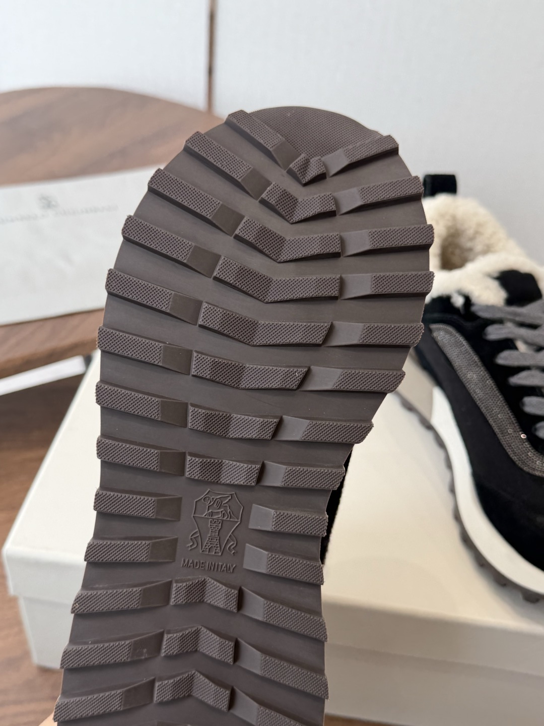 Brunello Cucinelli 26ss最新 Bc 系带 羊毛休闲鞋 鞋面进口麂皮/进口牛皮 内里进口羊毛/羊 Brunello Cucinelli 26ss最新 Bc 系带 羊毛休闲鞋 鞋面进口麂皮/进口牛皮 内里进口羊毛/羊