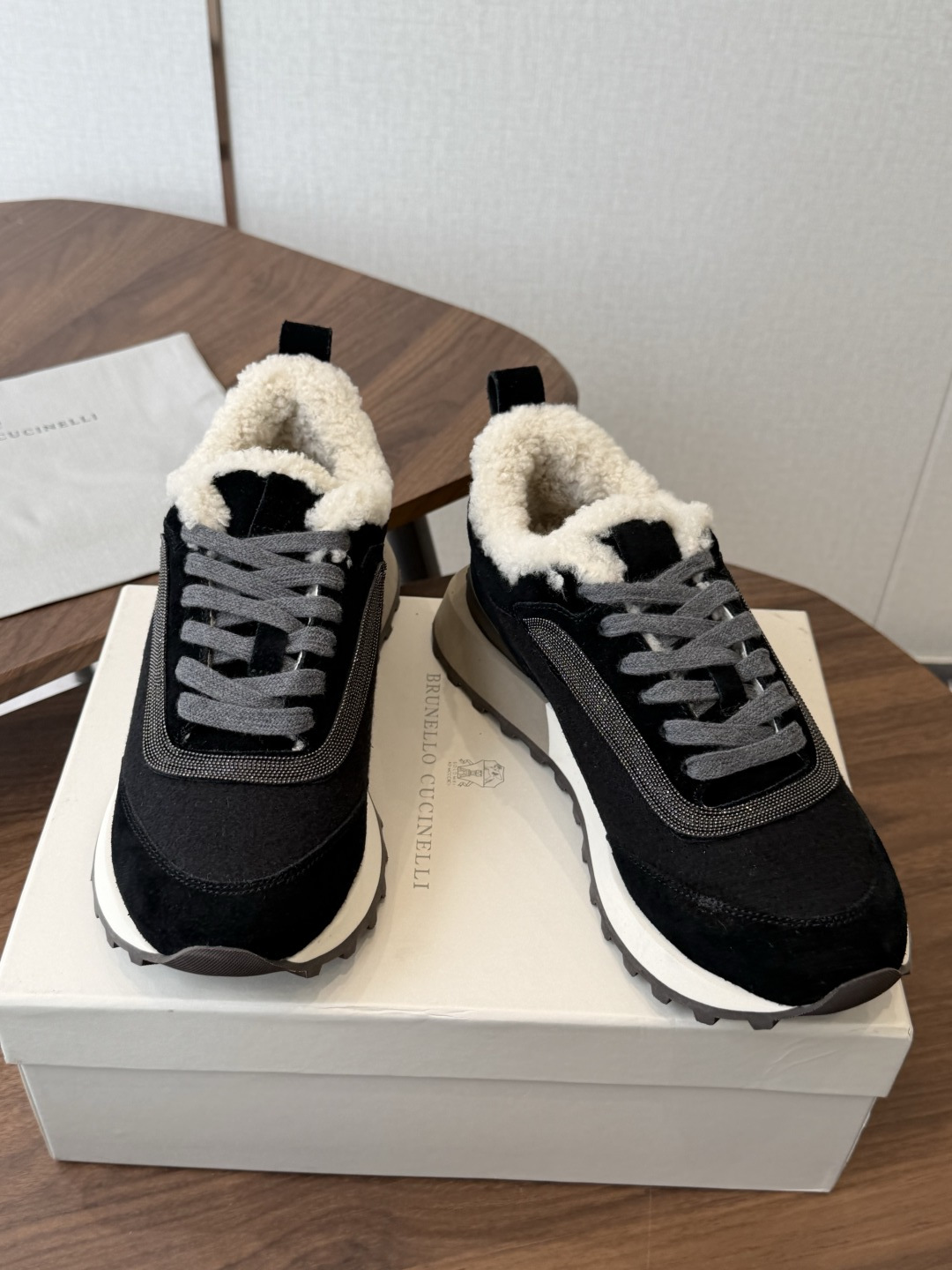 Brunello Cucinelli 26ss最新 Bc 系带 羊毛休闲鞋 鞋面进口麂皮/进口牛皮 内里进口羊毛/羊 Brunello Cucinelli 26ss最新 Bc 系带 羊毛休闲鞋 鞋面进口麂皮/进口牛皮 内里进口羊毛/羊