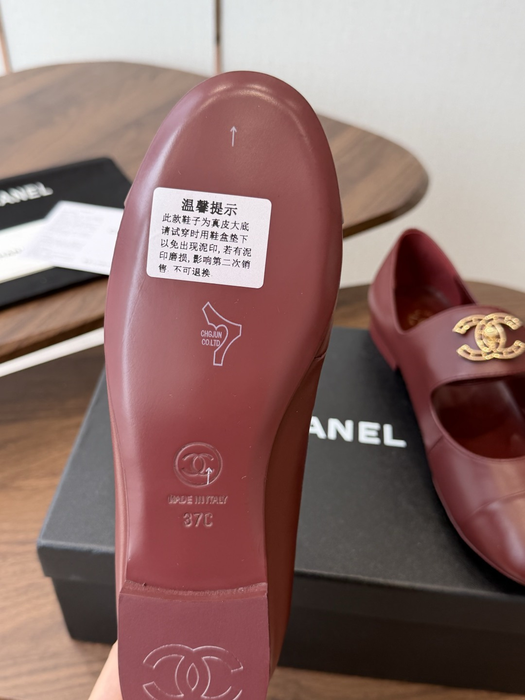 CHANEL 香奈儿 26ss 圆头 金属扣玛丽珍 单鞋 第一眼看上就被种草了根据天气变化自由穿搭!套上袜套春夏秒变可 CHANEL 香奈儿 26ss 圆头 金属扣玛丽珍 单鞋 第一眼看上就被种草了根据天气变化自由穿搭!套上袜套春夏秒变可