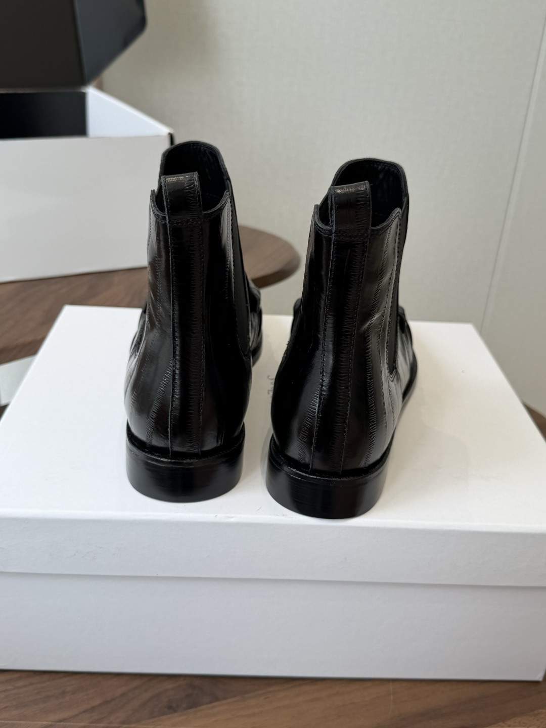(⚠️官网同步✈️盒包装) YSL Yves Saint Laurent (杨树林)大爆款情侣 樂福鞋小牛皮制造 平 (⚠️官网同步✈️盒包装) YSL Yves Saint Laurent (杨树林)大爆款情侣 樂福鞋小牛皮制造 平