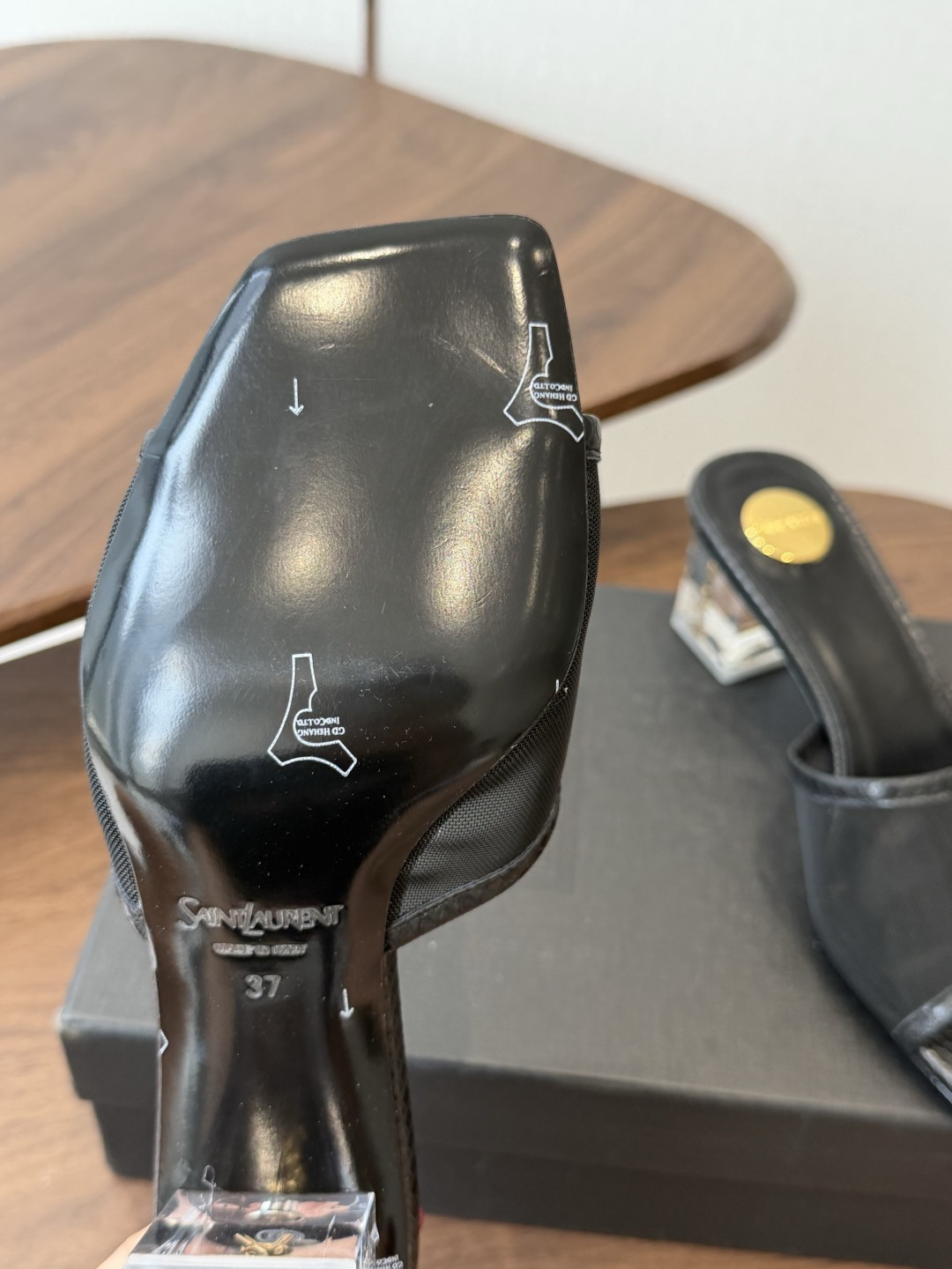 Saint Laurent / 圣罗兰LeeYSL 26ss姐姐的美丽尤物又是人间圣罗兰 Rose同款的高跟鞋凉鞋拖鞋化