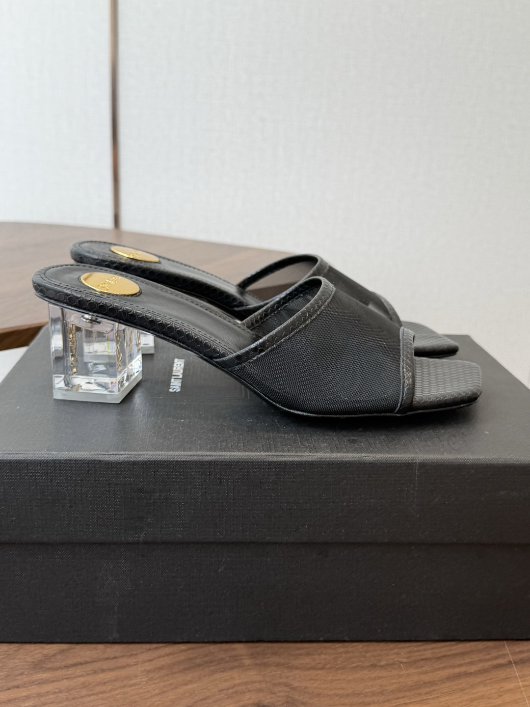Saint Laurent / 圣罗兰LeeYSL 26ss姐姐的美丽尤物又是人间圣罗兰 Rose同款的高跟鞋凉鞋拖鞋化