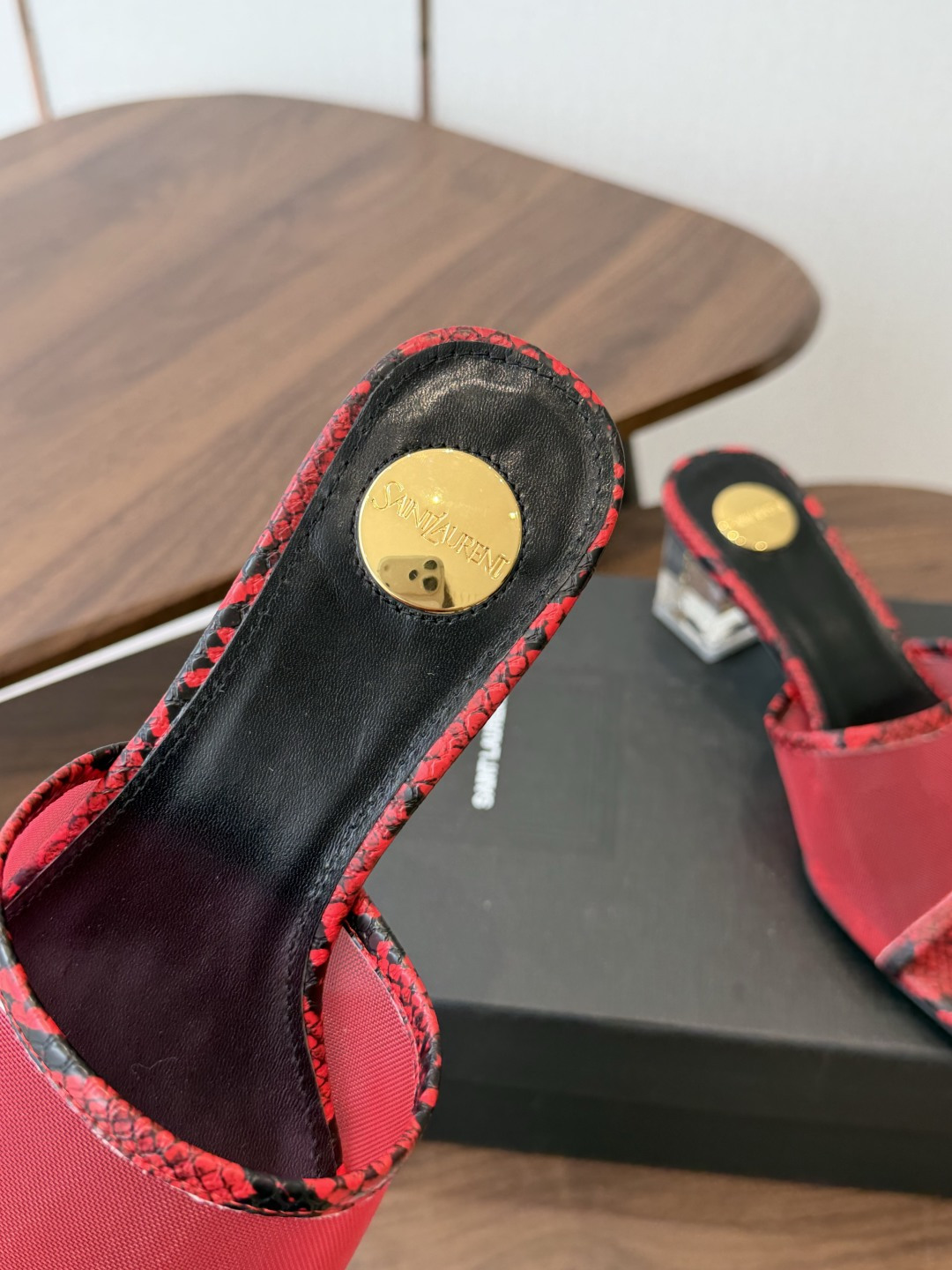 Saint Laurent / 圣罗兰LeeYSL 26ss姐姐的美丽尤物又是人间圣罗兰 Rose同款的高跟鞋凉鞋拖鞋化