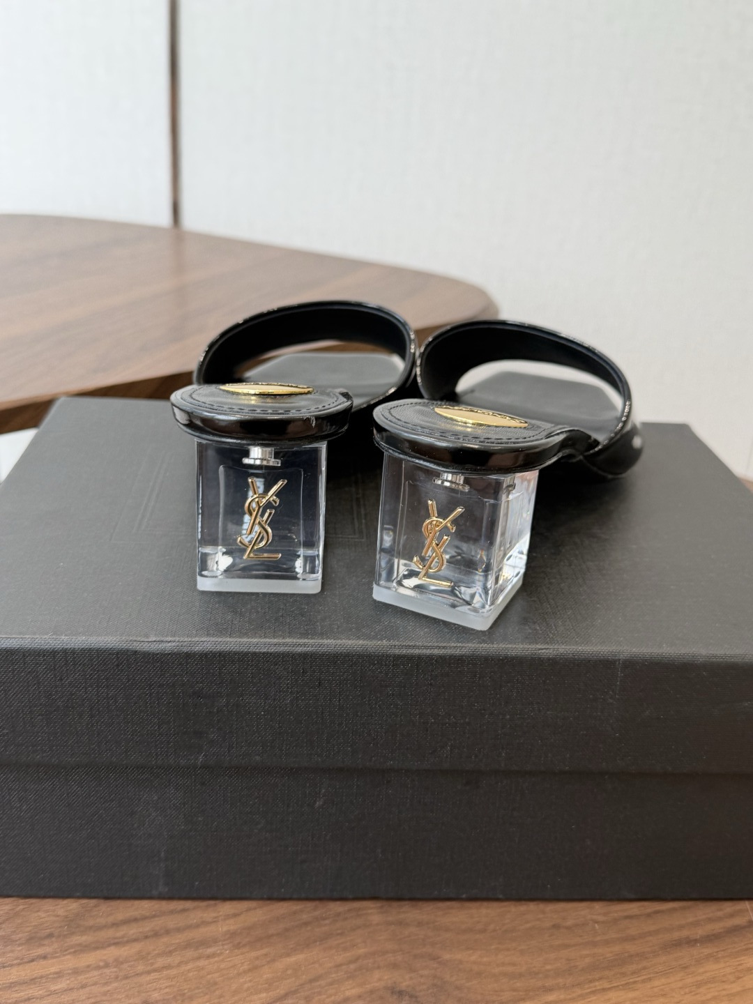 Saint Laurent / 圣罗兰LeeYSL 26ss姐姐的美丽尤物又是人间圣罗兰 Rose同款的高跟鞋凉鞋拖鞋化
