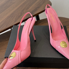 Saint Laurent / 圣罗兰LeeYSL姐姐的美丽尤物又是人间圣罗兰 Rose同款的高跟鞋凉鞋拖鞋化很好修饰脚 Saint Laurent / 圣罗兰LeeYSL姐姐的美丽尤物又是人间圣罗兰 Rose同款的高跟鞋凉鞋拖鞋化很好修饰脚