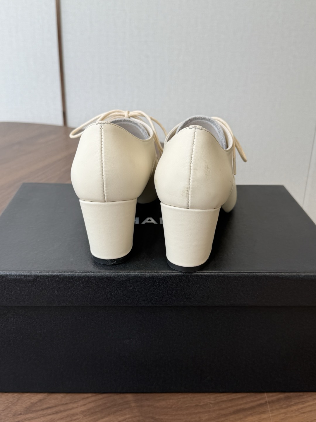 Chanel26SS夏季新款方头平底系带乐福鞋 单鞋 经典方头鞋型自带复古高级感，拼色设计瞬间点亮整体造型，把香奈儿的品
