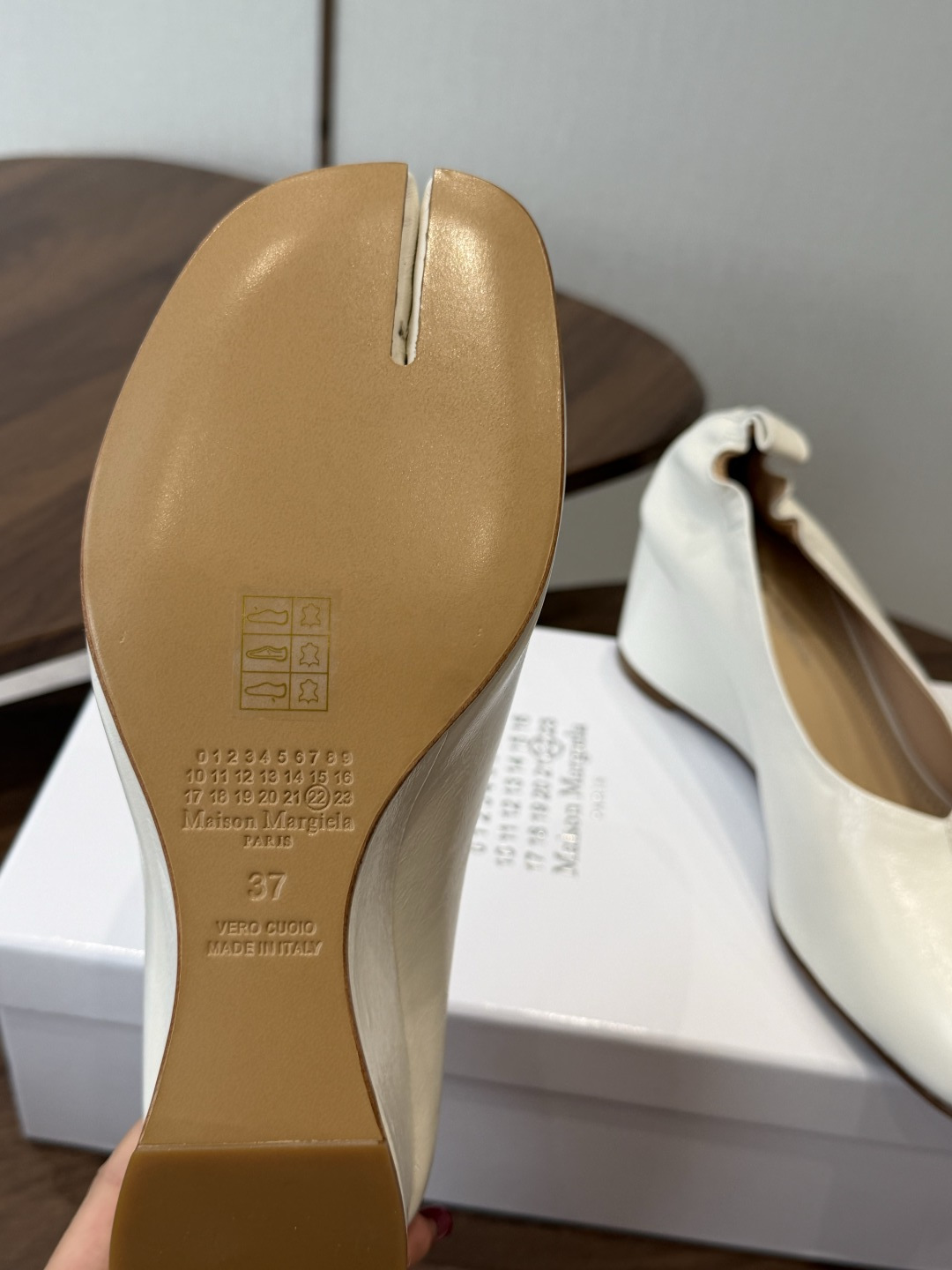 Maison Margiela丨MM6马吉拉26ss新款坡跟分趾鞋 Tabi分趾单鞋高跟鞋 原版开模双层真皮鞋底 原版套 Maison Margiela丨MM6马吉拉26ss新款坡跟分趾鞋 Tabi分趾单鞋高跟鞋 原版开模双层真皮鞋底 原版套
