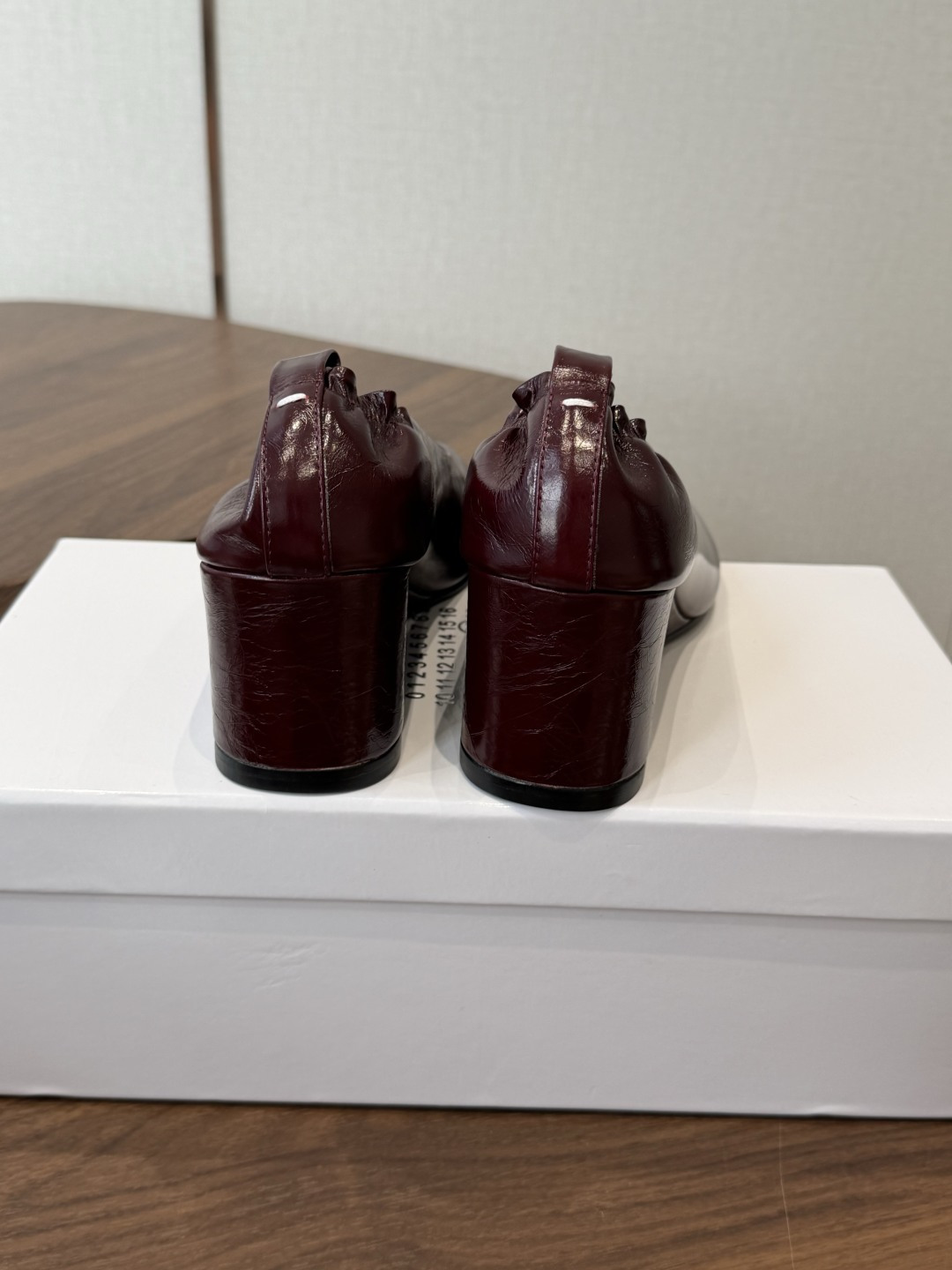 Maison Margiela丨MM6马吉拉26ss新款坡跟分趾鞋 Tabi分趾单鞋高跟鞋 原版开模双层真皮鞋底 原版套 Maison Margiela丨MM6马吉拉26ss新款坡跟分趾鞋 Tabi分趾单鞋高跟鞋 原版开模双层真皮鞋底 原版套