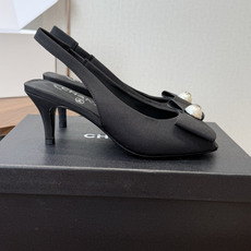 chanel 小香 26ss最新鱼嘴方头高跟鞋 蝴蝶结凉鞋 轻奢而不累脚、上脚可随意搭配春夏的服饰、更加彰显质感和品味、 chanel 小香 26ss最新鱼嘴方头高跟鞋 蝴蝶结凉鞋 轻奢而不累脚、上脚可随意搭配春夏的服饰、更加彰显质感和品味、