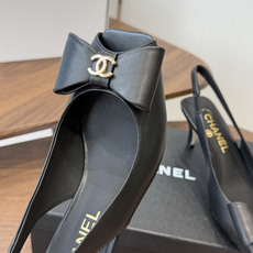 chanel 小香 26ss最新鱼嘴方头高跟鞋 蝴蝶结凉鞋 轻奢而不累脚、上脚可随意搭配春夏的服饰、更加彰显质感和品味、 chanel 小香 26ss最新鱼嘴方头高跟鞋 蝴蝶结凉鞋 轻奢而不累脚、上脚可随意搭配春夏的服饰、更加彰显质感和品味、