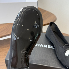 Chanel 26ss 春夏系列芭蕾舞鞋 网鞋 清凉款 非常火的大双C设计手工车线非常耗时耗力 面料:网纱/进口混种小羊 Chanel 26ss 春夏系列芭蕾舞鞋 网鞋 清凉款 非常火的大双C设计手工车线非常耗时耗力 面料:网纱/进口混种小羊