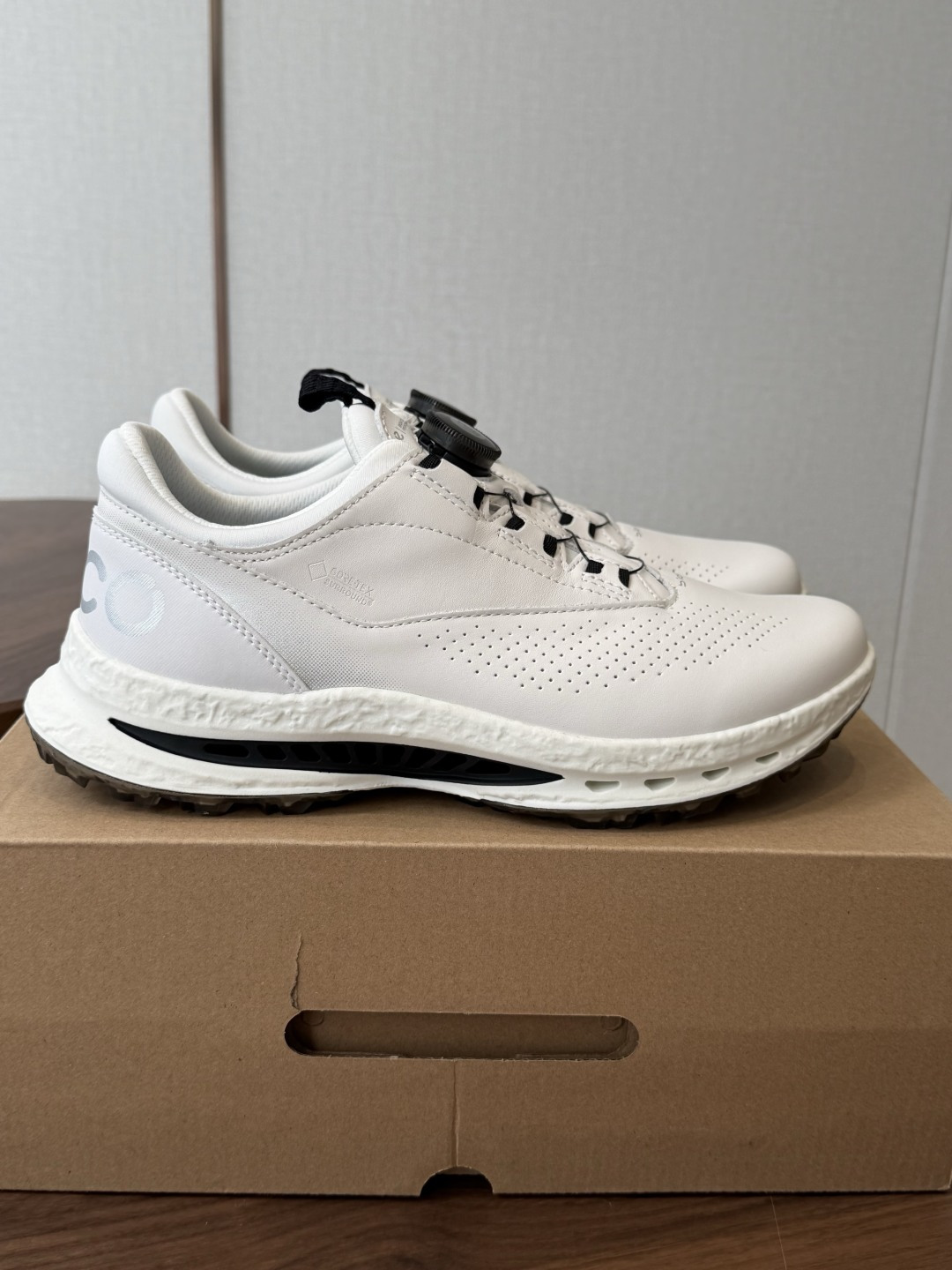 Ecco/爱步高尔夫球鞋 男26ss新品BIOM健步C5牛皮轻盈柔软透气BOA男鞋!简单的大气的鞋面设计,老钱风休闲款, Ecco/爱步高尔夫球鞋 男26ss新品BIOM健步C5牛皮轻盈柔软透气BOA男鞋!简单的大气的鞋面设计,老钱风休闲款,