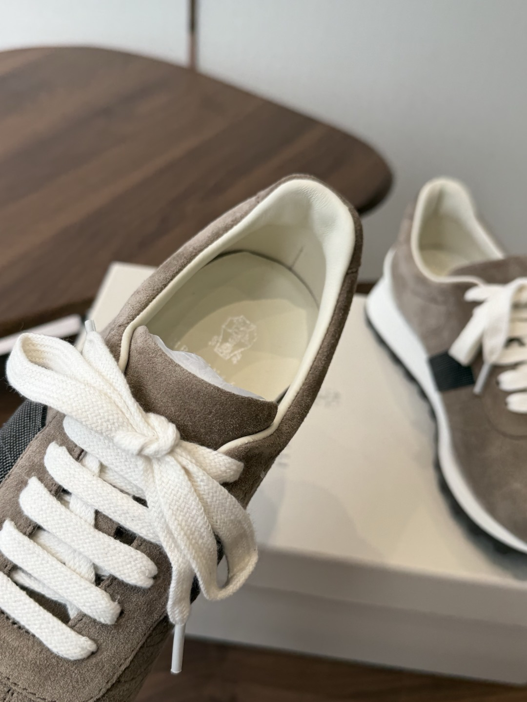 Brunello Cucinelli  26ss最新 Bc 系带 休闲鞋  鞋面进口麂皮/进口牛皮 内里进口羊毛 0.5