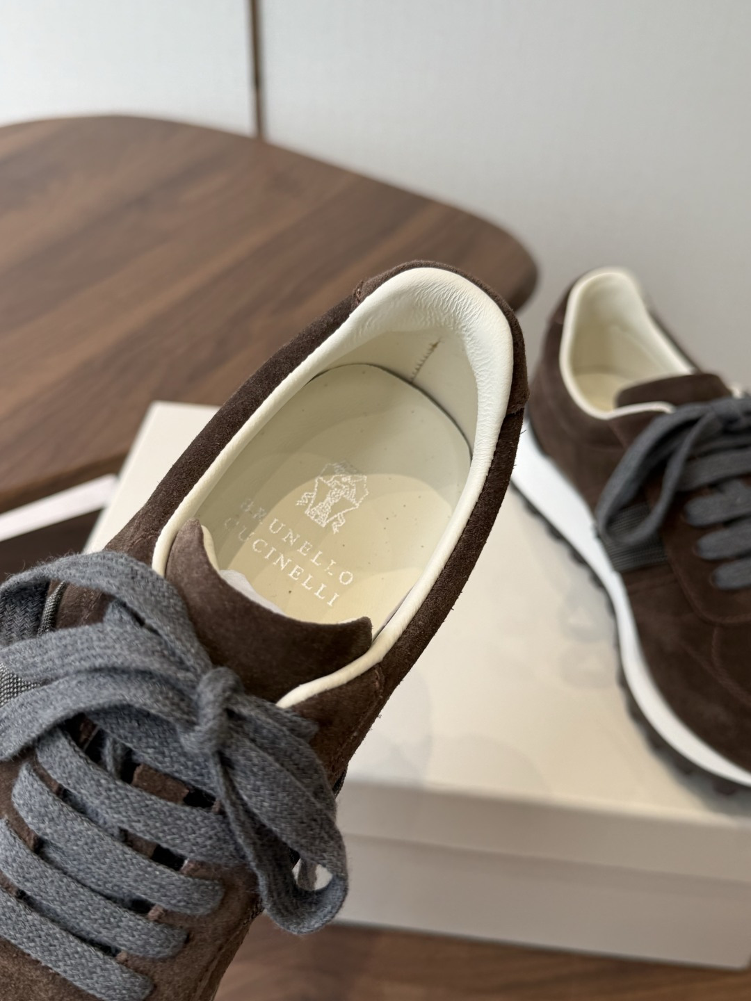 Brunello Cucinelli 26ss最新 Bc 系带 休闲鞋 鞋面进口麂皮/进口牛皮 内里进口羊毛 0.5 Brunello Cucinelli 26ss最新 Bc 系带 休闲鞋 鞋面进口麂皮/进口牛皮 内里进口羊毛 0.5