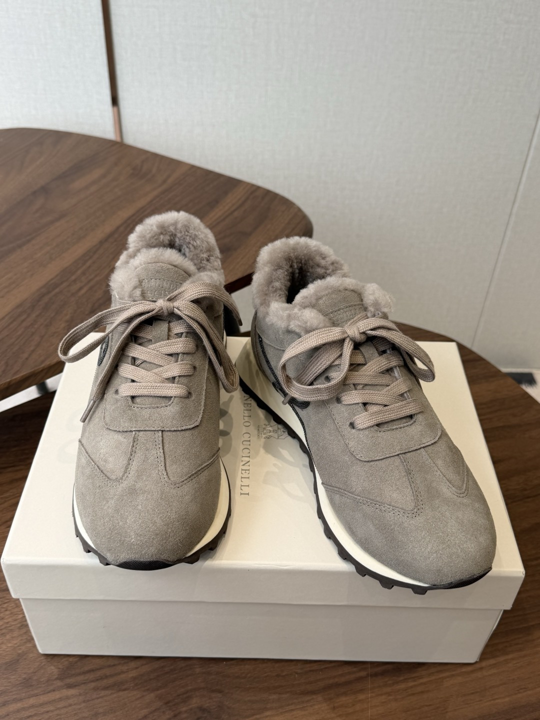 Brunello Cucinelli 26ss最新 Bc 系带 羊毛休闲鞋 鞋面进口麂皮/进口牛皮 内里进口羊毛/羊 Brunello Cucinelli 26ss最新 Bc 系带 羊毛休闲鞋 鞋面进口麂皮/进口牛皮 内里进口羊毛/羊
