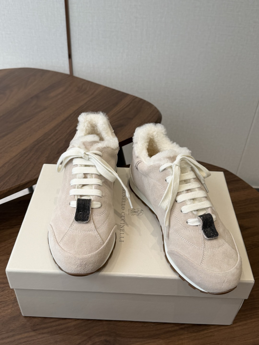 Brunello Cucinelli 26ss最新 Bc 系带 羊毛休闲鞋 鞋面进口麂皮/进口牛皮 内里进口羊毛/羊 Brunello Cucinelli 26ss最新 Bc 系带 羊毛休闲鞋 鞋面进口麂皮/进口牛皮 内里进口羊毛/羊