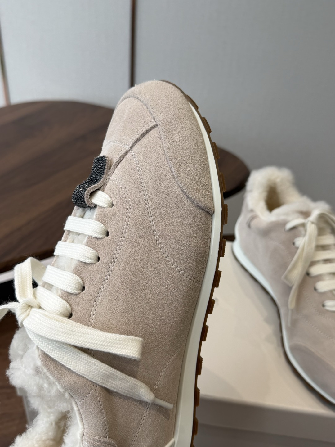 Brunello Cucinelli 26ss最新 Bc 系带 羊毛休闲鞋 鞋面进口麂皮/进口牛皮 内里进口羊毛/羊 Brunello Cucinelli 26ss最新 Bc 系带 羊毛休闲鞋 鞋面进口麂皮/进口牛皮 内里进口羊毛/羊