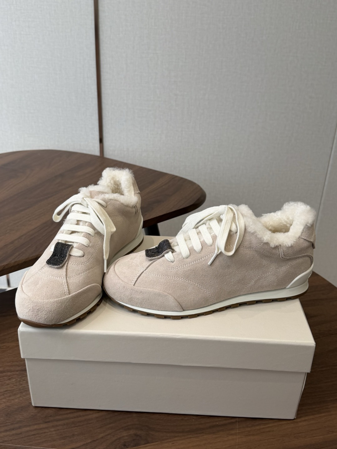 Brunello Cucinelli 26ss最新 Bc 系带 羊毛休闲鞋 鞋面进口麂皮/进口牛皮 内里进口羊毛/羊 Brunello Cucinelli 26ss最新 Bc 系带 羊毛休闲鞋 鞋面进口麂皮/进口牛皮 内里进口羊毛/羊