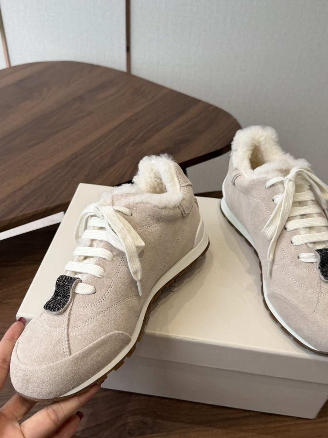 Brunello Cucinelli 26ss最新 Bc 系带 羊毛休闲鞋 鞋面进口麂皮/进口牛皮 内里进口羊毛/羊 Brunello Cucinelli 26ss最新 Bc 系带 羊毛休闲鞋 鞋面进口麂皮/进口牛皮 内里进口羊毛/羊