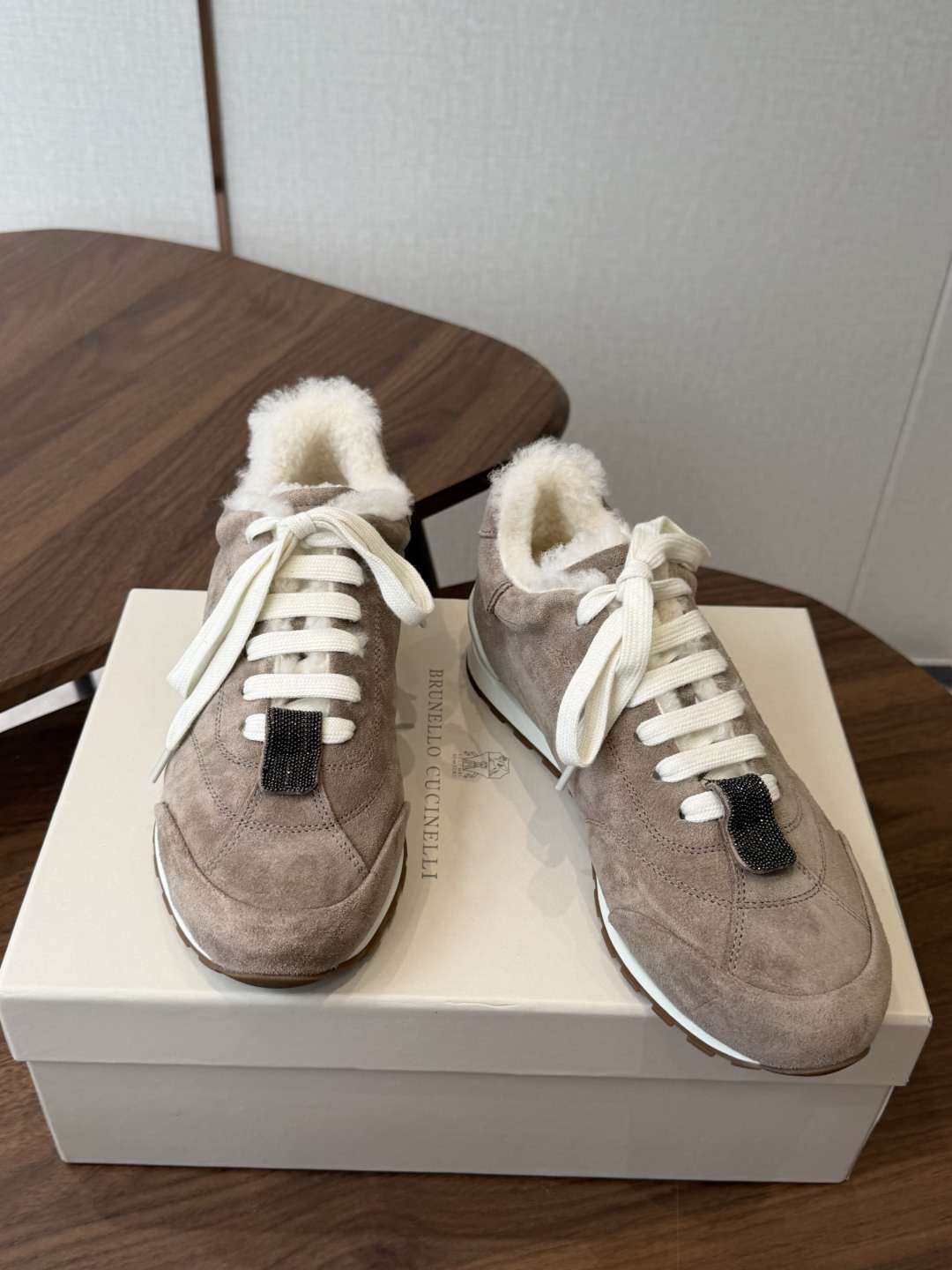Brunello Cucinelli 26ss最新 Bc 系带 羊毛休闲鞋 鞋面进口麂皮/进口牛皮 内里进口羊毛/羊 Brunello Cucinelli 26ss最新 Bc 系带 羊毛休闲鞋 鞋面进口麂皮/进口牛皮 内里进口羊毛/羊