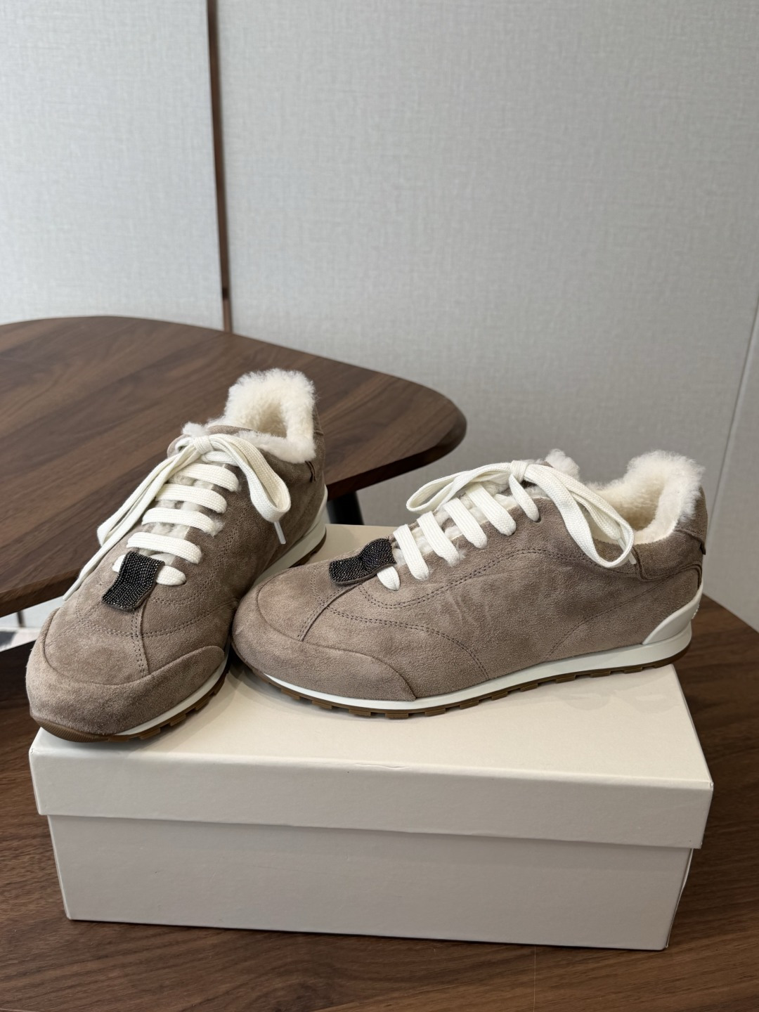 Brunello Cucinelli 26ss最新 Bc 系带 羊毛休闲鞋 鞋面进口麂皮/进口牛皮 内里进口羊毛/羊 Brunello Cucinelli 26ss最新 Bc 系带 羊毛休闲鞋 鞋面进口麂皮/进口牛皮 内里进口羊毛/羊