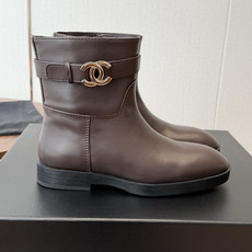 Chanel 26ss香奈儿中古款 切尔西 短靴 秋冬中古款 上脚特显腿型百搭 任何仙女都可以轻松驾驭 鞋面: Chanel 26ss香奈儿中古款 切尔西 短靴 秋冬中古款 上脚特显腿型百搭 任何仙女都可以轻松驾驭 鞋面: